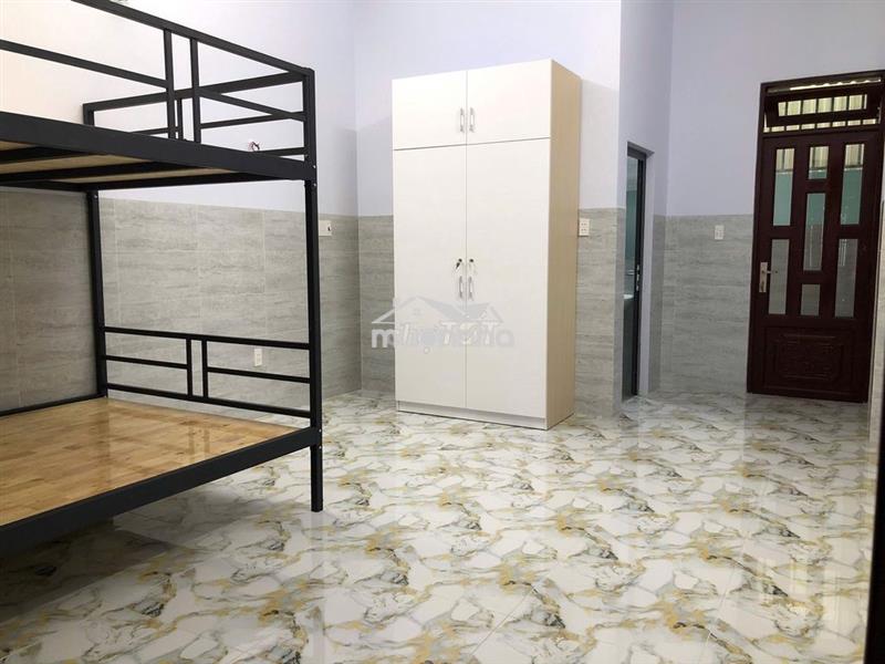 Nhà Trọ Sinh Viên Gần Đại Học Ngân Hàng Thủ Đức - Cập Nhật 2026